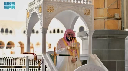 الشيخ بندر بليلة في خطبة المسجد الحرام: للنفس إقبالًا وإدبارًا وإيابًا وفرارًا وعلاجها في كتاب الله وسنة رسول الله