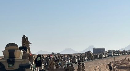 لقطات توثق تقدم “درع الوطن” لاستلام المعسكرات بحضرموت