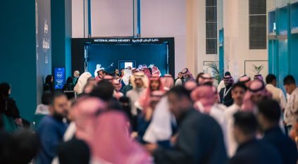 كيف تضع “غرفة العصف” الإعلاميين الموهبين على الطريق الصحيح؟