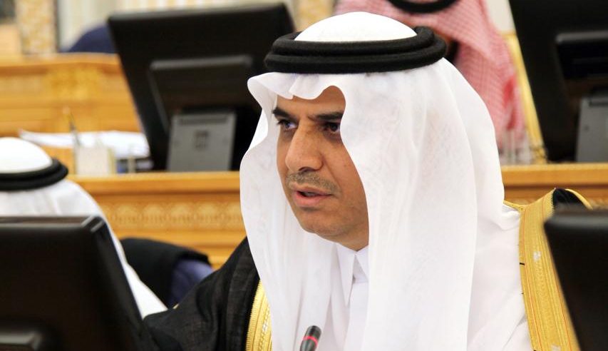 فيصل بن بندر.. حينما يتحدث الوفاء في حضرة العظماء