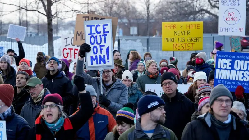 تظاهرات واحتجاجات في أمريكا بعد مقتل امرأة بنيران موظفي الهجرة