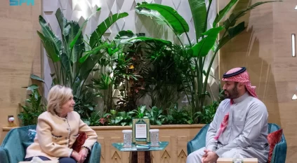 ولي العهد يستقبل وزيرة الخارجية الأمريكية السابقة