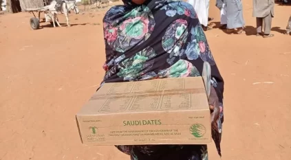 سلمان للإغاثة يوزّع 2.000 كرتون تمر في شيكان السودانية 