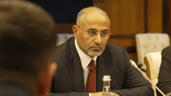 مجلس القيادة اليمني يسقط عضوية عيدروس الزبيدي لارتكابه الخيانة العظمى وإحالته للنائب العام