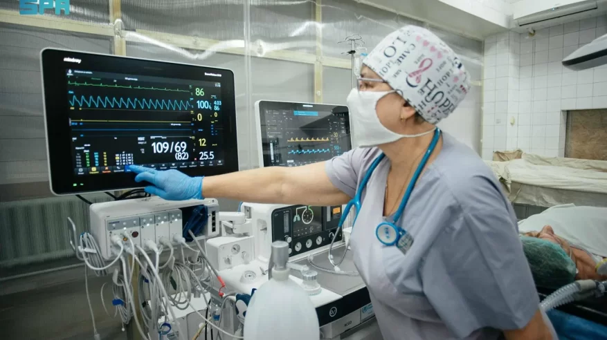 سلمان للإغاثة يزود المرافق الصحية في أوكرانيا بالمعدات الطبية المنقذة للحياة