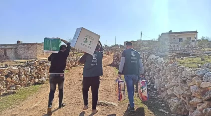 سلمان للإغاثة يوزع مساعدات إيوائية على الأسر النازحة في حلب