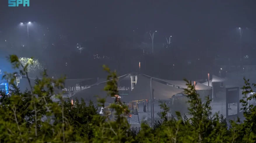 السحاب.. متعة بصرية تميّز شتاء الباحة