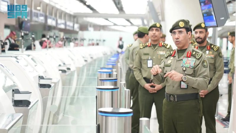 امتدادًا لنهج الأمير نايف.. الجوازات تعزّز حضورها الميداني بقيادة اللواء المربع