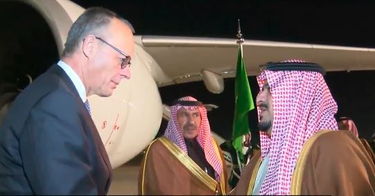 المستشار الألماني فريدريش ميرتس يصل إلى الرياض