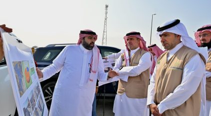 الحقيل يقف على جهود أمانة العاصمة المقدسة لخدمة المعتمرين والزوار خلال رمضان