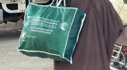 مركز الملك سلمان للإغاثة يوزّع 898 قسيمة شرائية في درعا وحلب