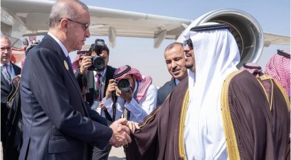 رئيس تركيا يصل إلى الرياض وفي مقدمة مستقبليه نائب أمير المنطقة