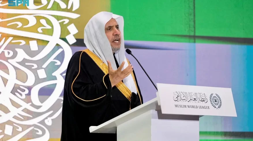 العيسى يشهد تخريج سبعين ألفًا بين حافظ وحافظة للقرآن الكريم في رواندا