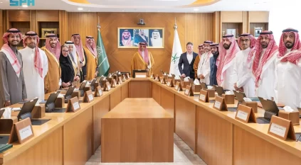 وزارة الإعلام توقع اتفاقيات مع 9 شركات لتأهيل الكفاءات الوطنية ضمن برنامج ابتعاث الإعلام