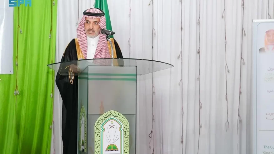 تنفيذ برنامجي خادم الحرمين الشريفين لتوزيع التمور وتفطير الصائمين في كينيا