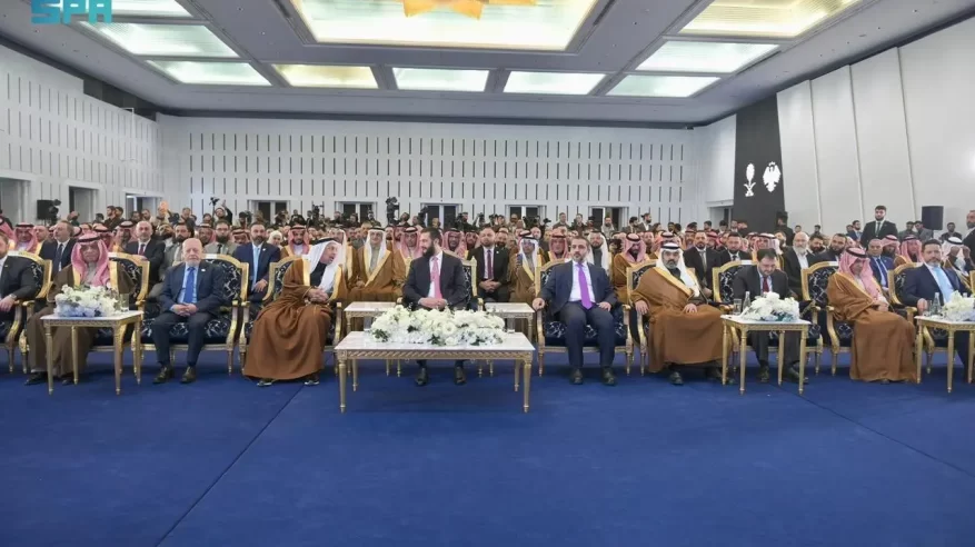 برعاية الشرع.. توقيع اتفاقيات استثمارية كبرى بين شركات سعودية وجهات حكومية سورية
