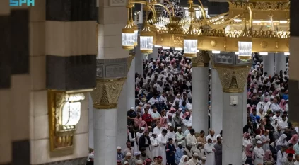 أول ليالي رمضان.. أجواء روحانية تحفّ قاصدي المسجد النبوي في صلاة التراويح