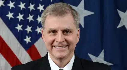 إقالة مدير هيئة الأركان الأميركية