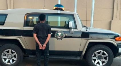 القبض على مقيم لنقله 3 مخالفين لنظام أمن الحدود بجازان