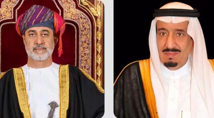 سلطان عُمان يهنئ الملك سلمان بمناسبة يوم التأسيس