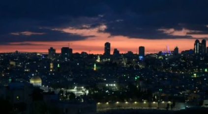 الدفاعات الجوية الإماراتية تعلن التصدي لمزيد من الصواريخ والمسيرات الإيرانية