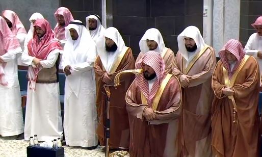 مشاهد من صلاة التراويح في الحرم المكي ليلة 9 رمضان