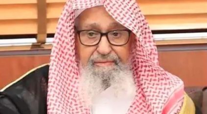 مفتي المملكة يهنئ القيادة والمسلمين بحلول رمضان ويدعو إلى اغتنامه بالطاعات