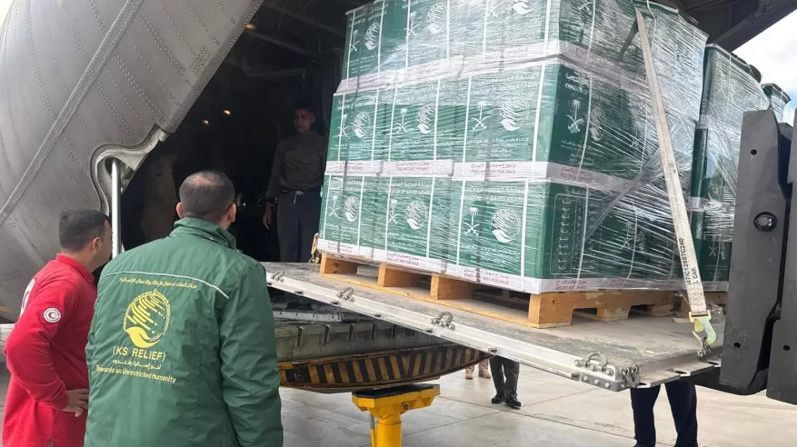 وصول الطائرة الإغاثية السعودية الـ 82 لإغاثة الشعب الفلسطيني في قطاع غزة