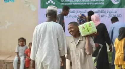 سلمان للإغاثة يوزع 2,800 كيس من الدقيق في الخرطوم