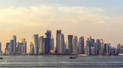 قطر: مقاتلاتنا أسقطت مسيرات إيرانية ومقذوفات أخرى