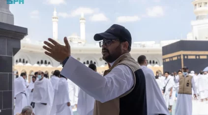 240 موظفًا وموظفة لخدمة ضيوف الرحمن في ساحات المسجد الحرام