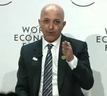 وزير المالية: استثمارات السعودية بخط أنابيب “شرق – غرب” قللت تداعيات أزمة الطاقة العالمية