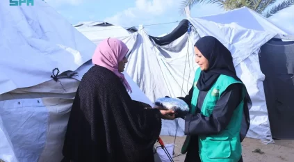سلمان للإغاثة يوزع 24 ألف وجبة غذائية ساخنة في قطاع غزة
