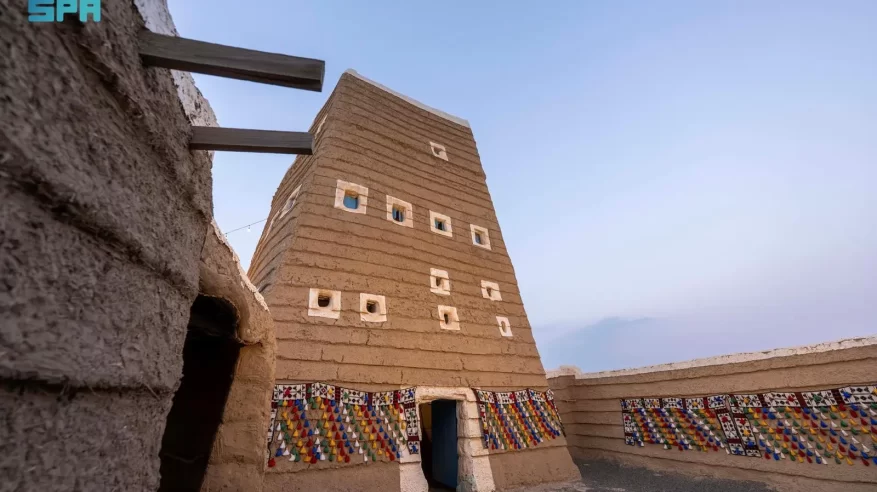 أهالي عسير يستعيدون ذكريات الإفطار في القصور التاريخية