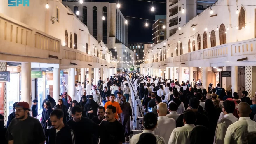 أسواق جدة التاريخية تستقبل المتسوقين استعدادًا لعيد الفطر