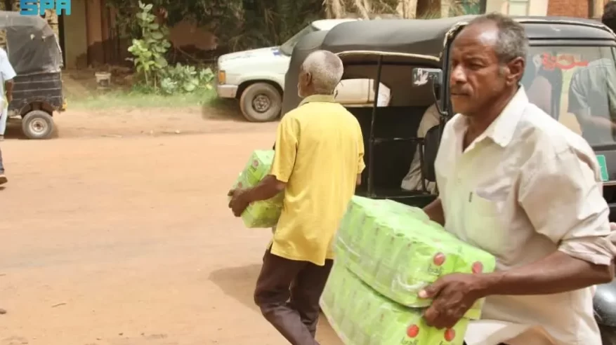 سلمان للإغاثة يوزع 2.000 كيس من الأرز في الخرطوم