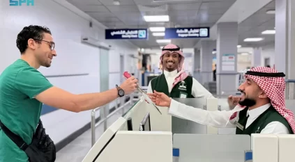 “الجوازات” تشارك المسافرين فرحة عيد الفطر عبر المنافذ الدولية