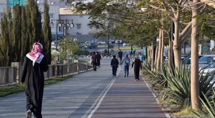 المشي في رمضان.. وعي صحي متنامٍ يجمع الأسر في عسير