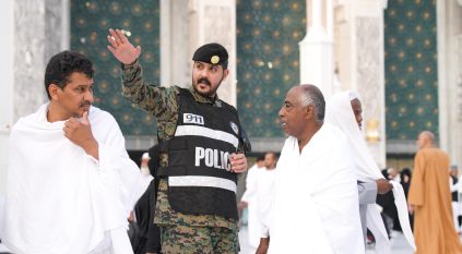 جانب من جهود الأفواج الأمنية خلال رمضان في ساحات المسجد الحرام