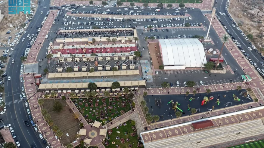 حراك اقتصادي واجتماعي متجدد في السوق الرمضاني بأبها