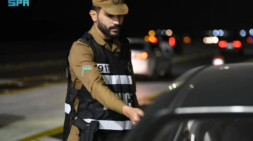 أمن الطرق يعزز جهوده في الطرق والمنافذ المؤدية للحرمين الشريفين خلال العشر الأواخر من رمضان