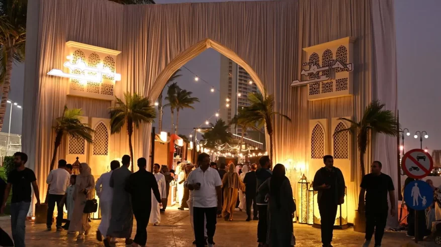 أجواء العيد تنبض بالحياة في واجهة جدة البحرية