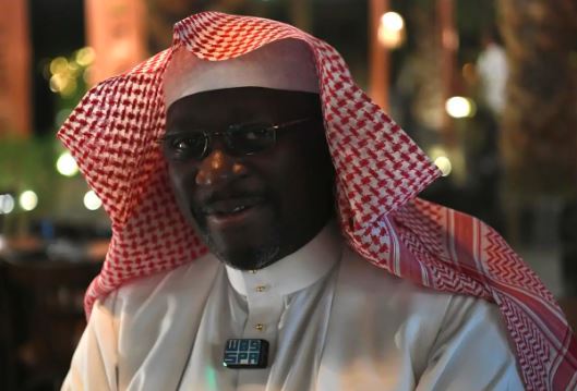 مقيم أوغندي يروي تجربة صيام رمضان في المدينة المنورة