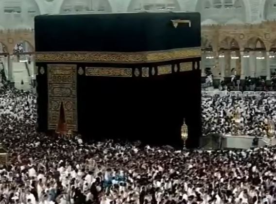 أكثر من 109 آلاف مستفيدة من البرامج والخدمات النسائية بالمسجد الحرام