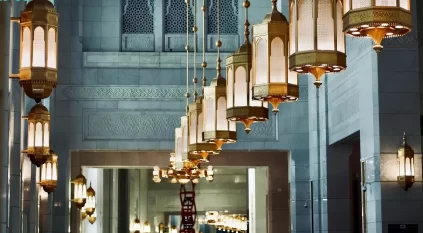 العمارة الإسلامية تزيّن جدران وجنبات المسجد الحرام.. إرث حضاري يجمع الجمال والقداسة