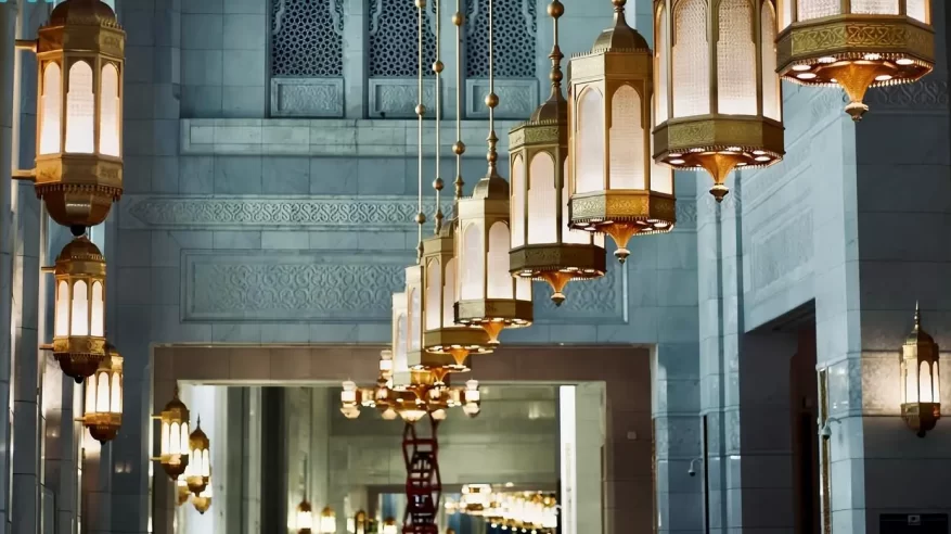 العمارة الإسلامية تزيّن جدران وجنبات المسجد الحرام.. إرث حضاري يجمع الجمال والقداسة