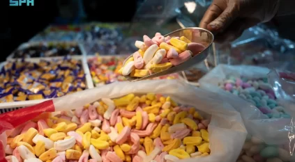 حلويات العيد تصنع فرحة الأطفال بخيارات متعددة