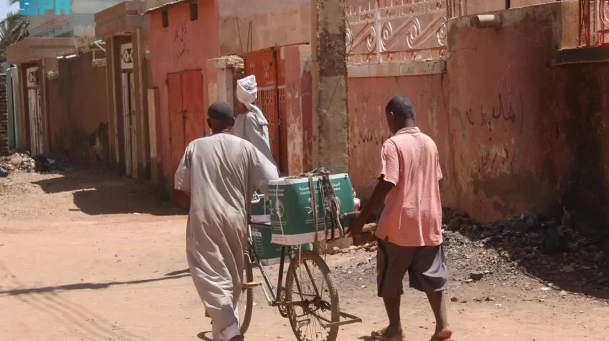 سلمان للإغاثة يوزّع 550 سلة غذائية في الخرطوم