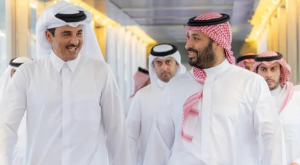 أمير قطر يصل إلى جدة وولي العهد في مقدمة مستقبليه