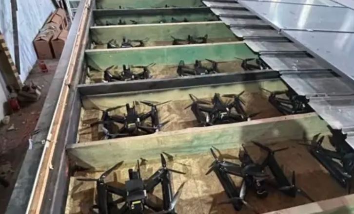 زيلينسكي: أرسلنا مسيرات لقواعد أمريكية في الأردن